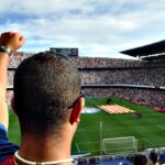 Kultura kibicowania w piłce nożnej: Co sprawia, że jest to tak emocjonalny sport?